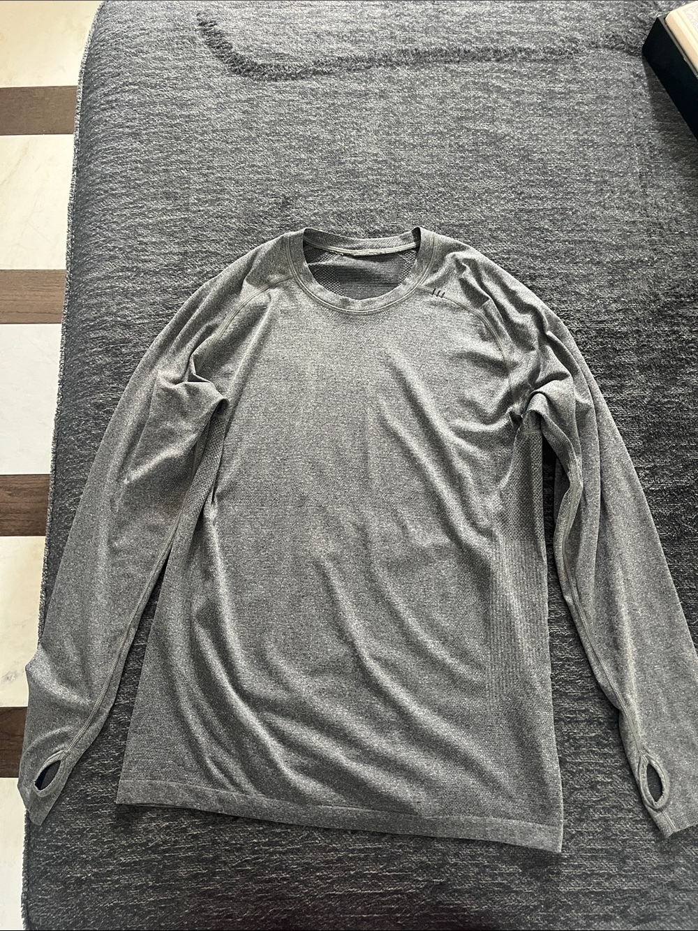 lululemon athletica Long-Sleeve Crew in Heather Gray
